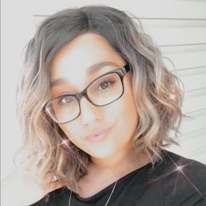 Meet your Posher, Janice